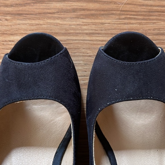 rue21 etc! Women’s 4-inch Ankle Strap Wedges - Picture 6 of 9